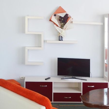 Hotel Riviera Durres Bagian luar foto