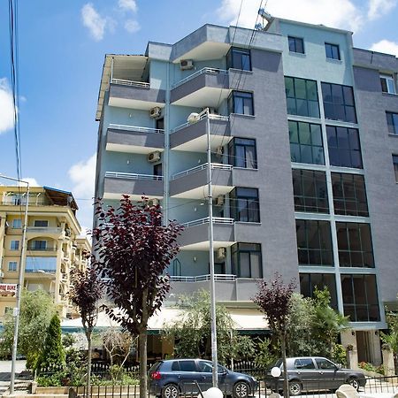 Hotel Riviera Durres Bagian luar foto