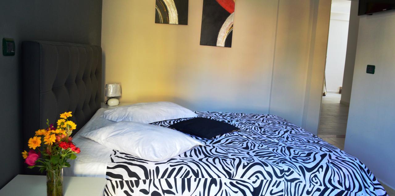Hotel Riviera Durres Bagian luar foto