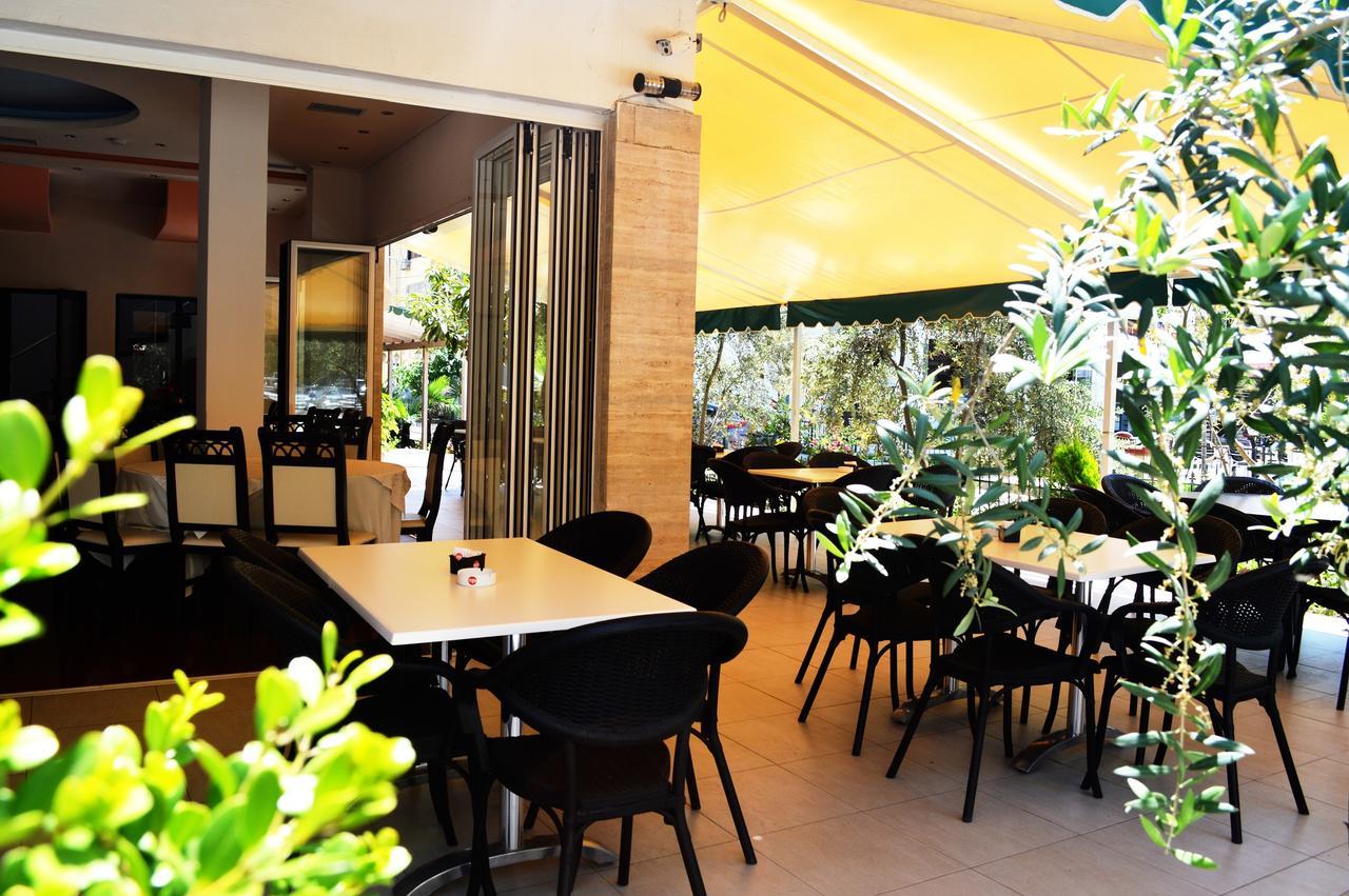 Hotel Riviera Durres Bagian luar foto