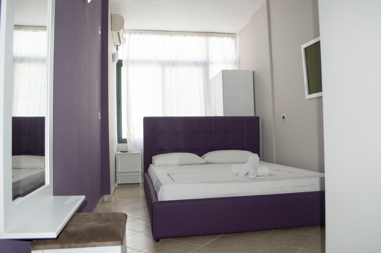 Hotel Riviera Durres Bagian luar foto