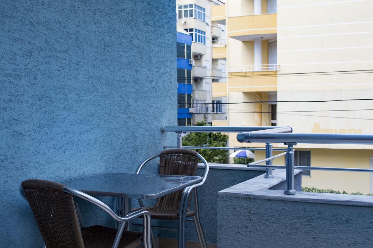 Hotel Riviera Durres Bagian luar foto