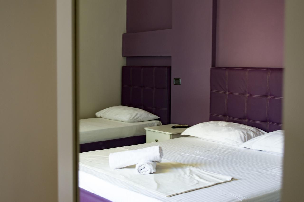 Hotel Riviera Durres Bagian luar foto