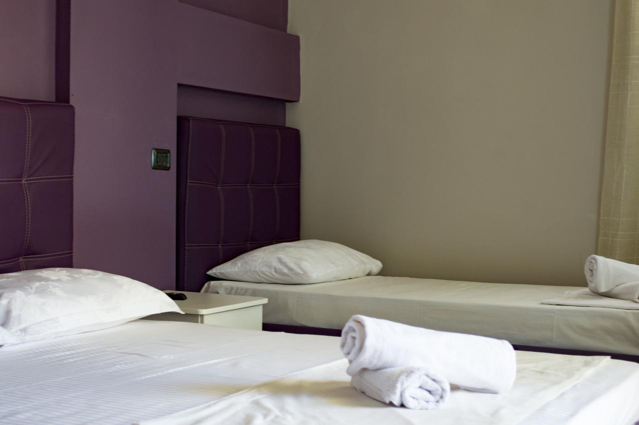 Hotel Riviera Durres Bagian luar foto