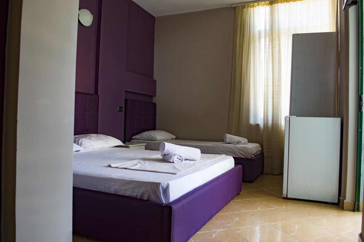Hotel Riviera Durres Bagian luar foto