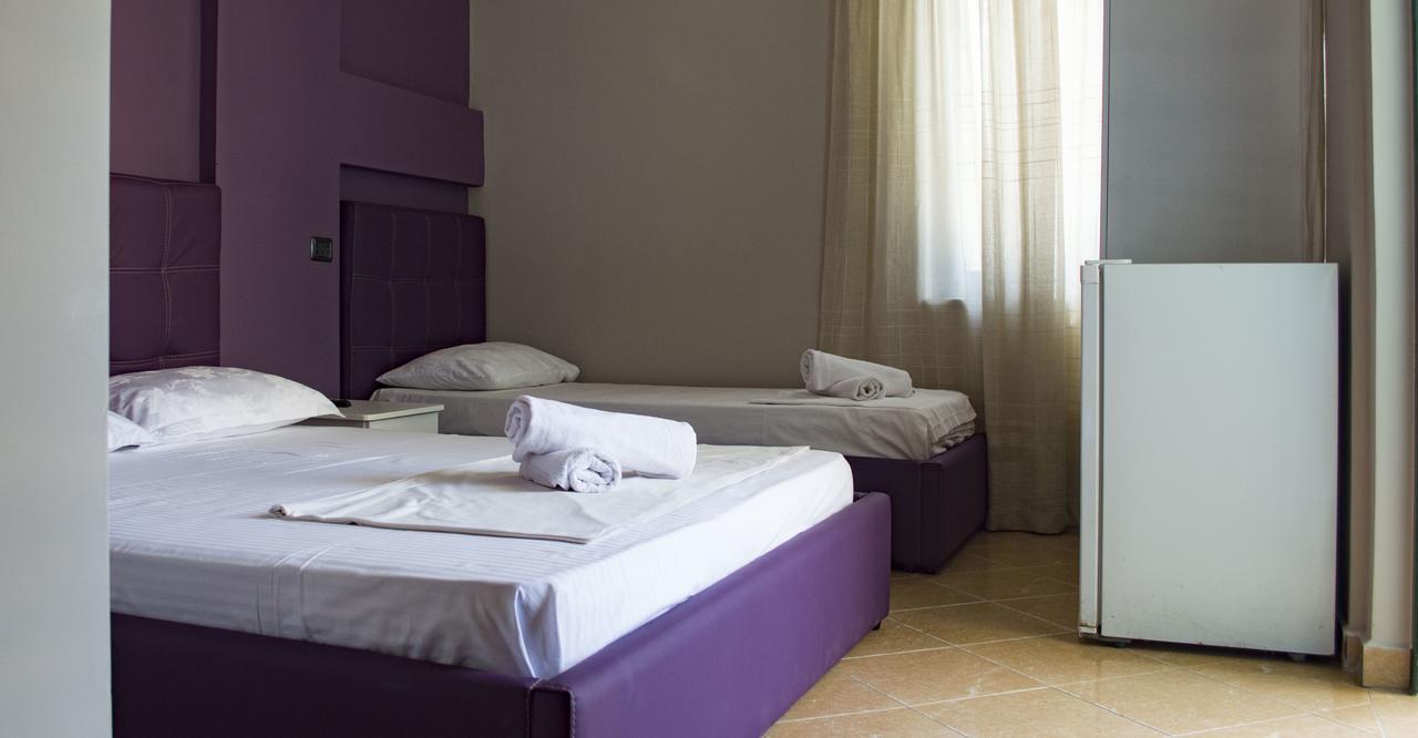 Hotel Riviera Durres Bagian luar foto