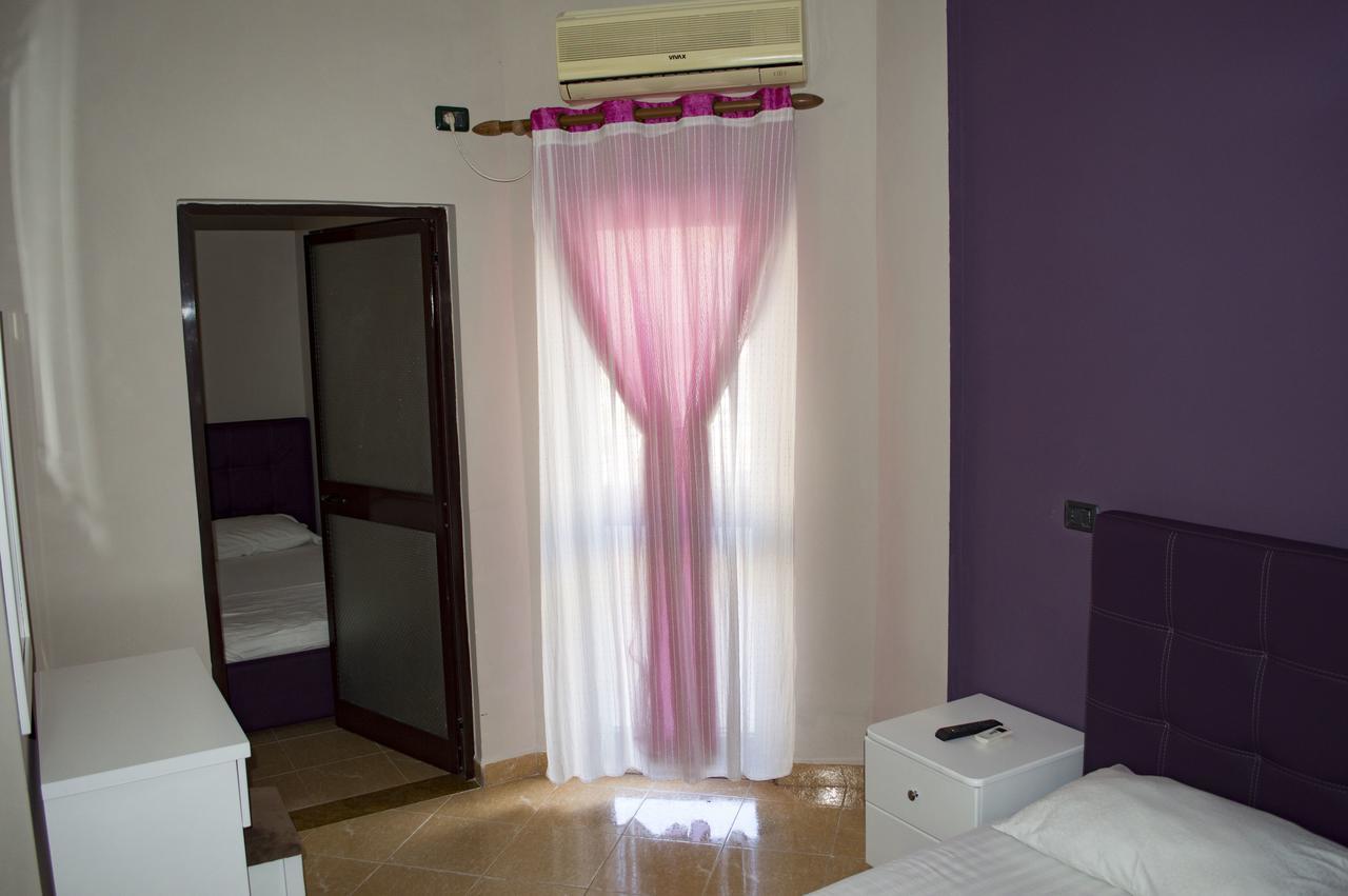 Hotel Riviera Durres Bagian luar foto