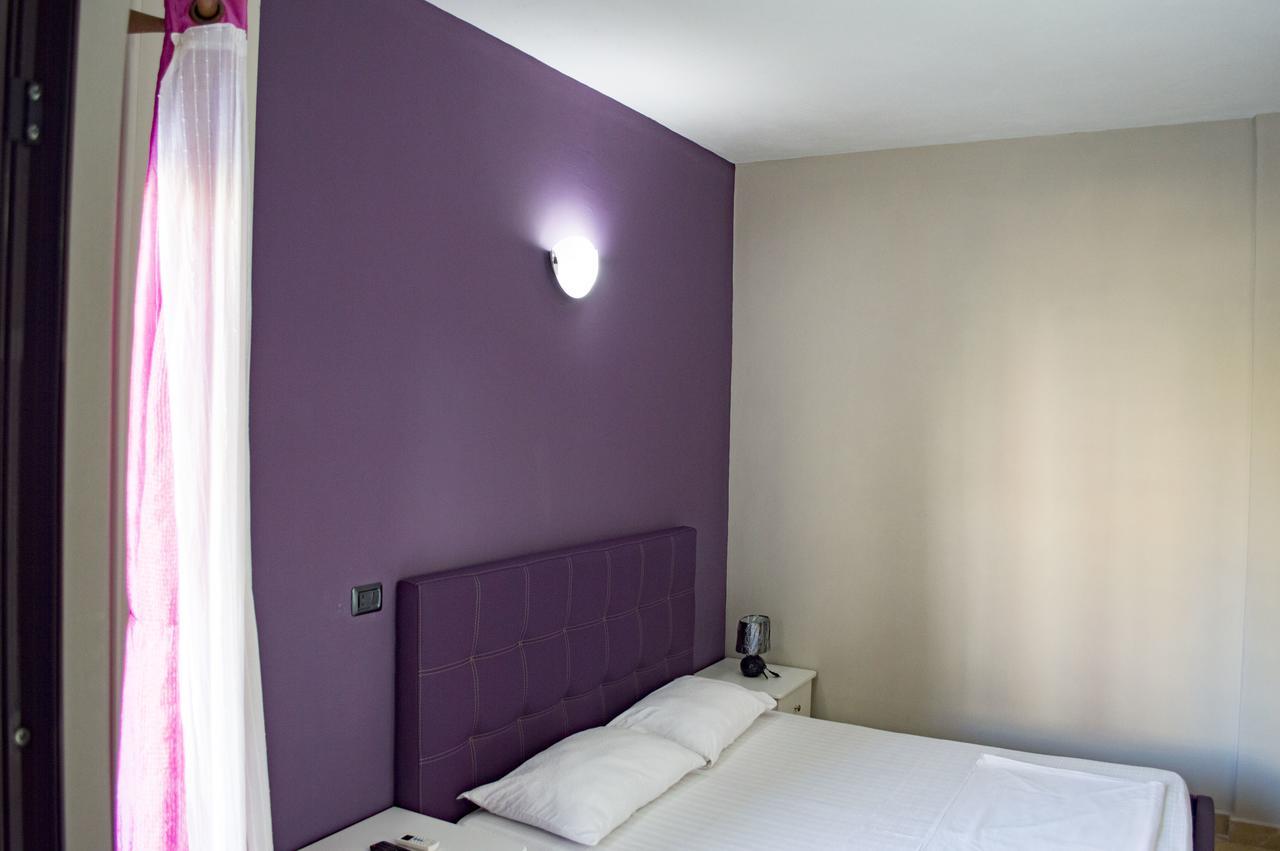 Hotel Riviera Durres Bagian luar foto