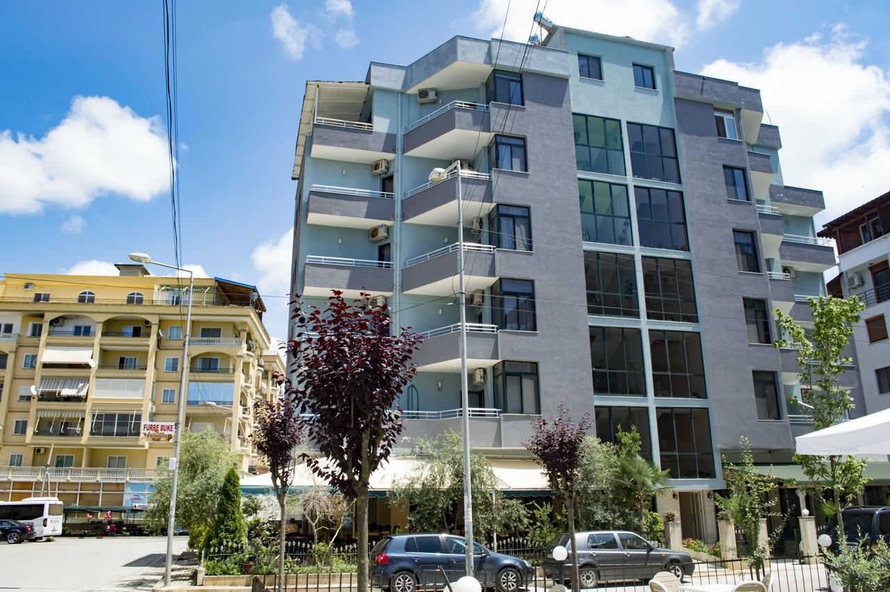 Hotel Riviera Durres Bagian luar foto